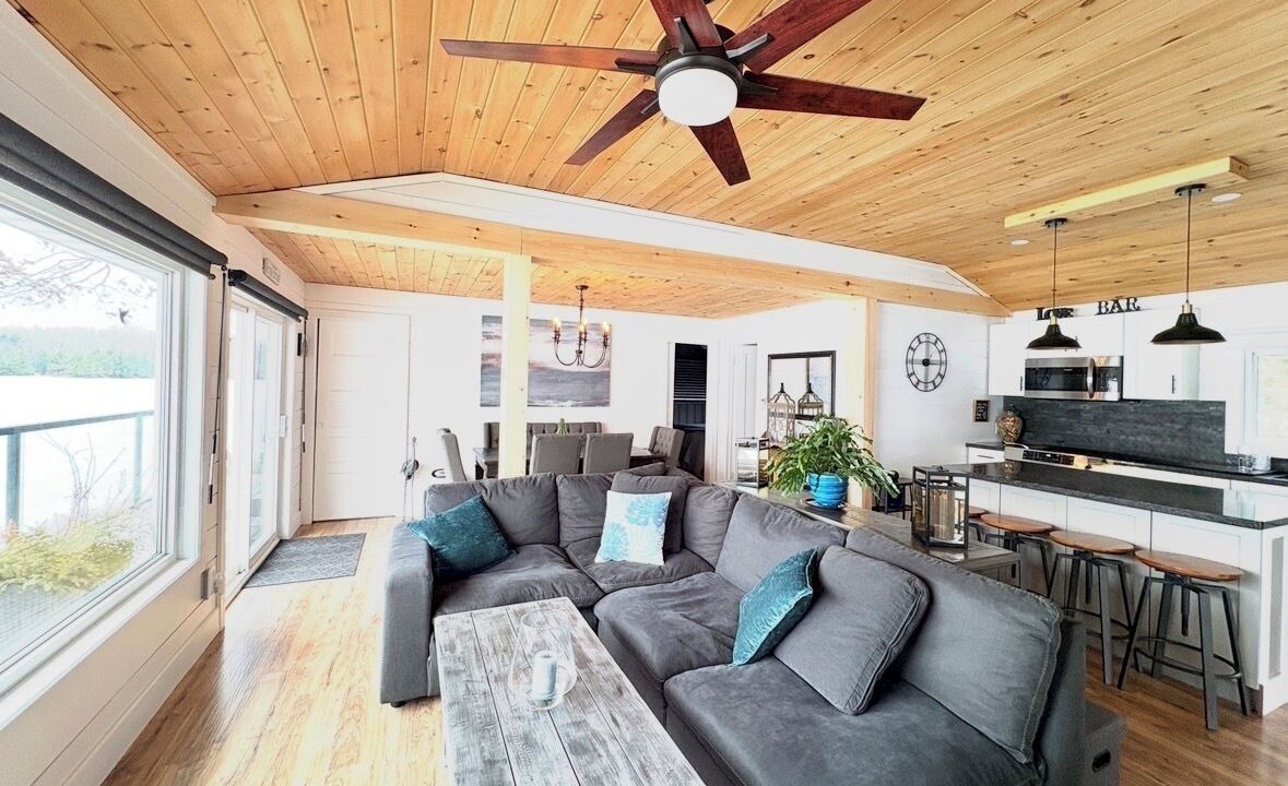 Photo of Livingroom in Trent Lakes