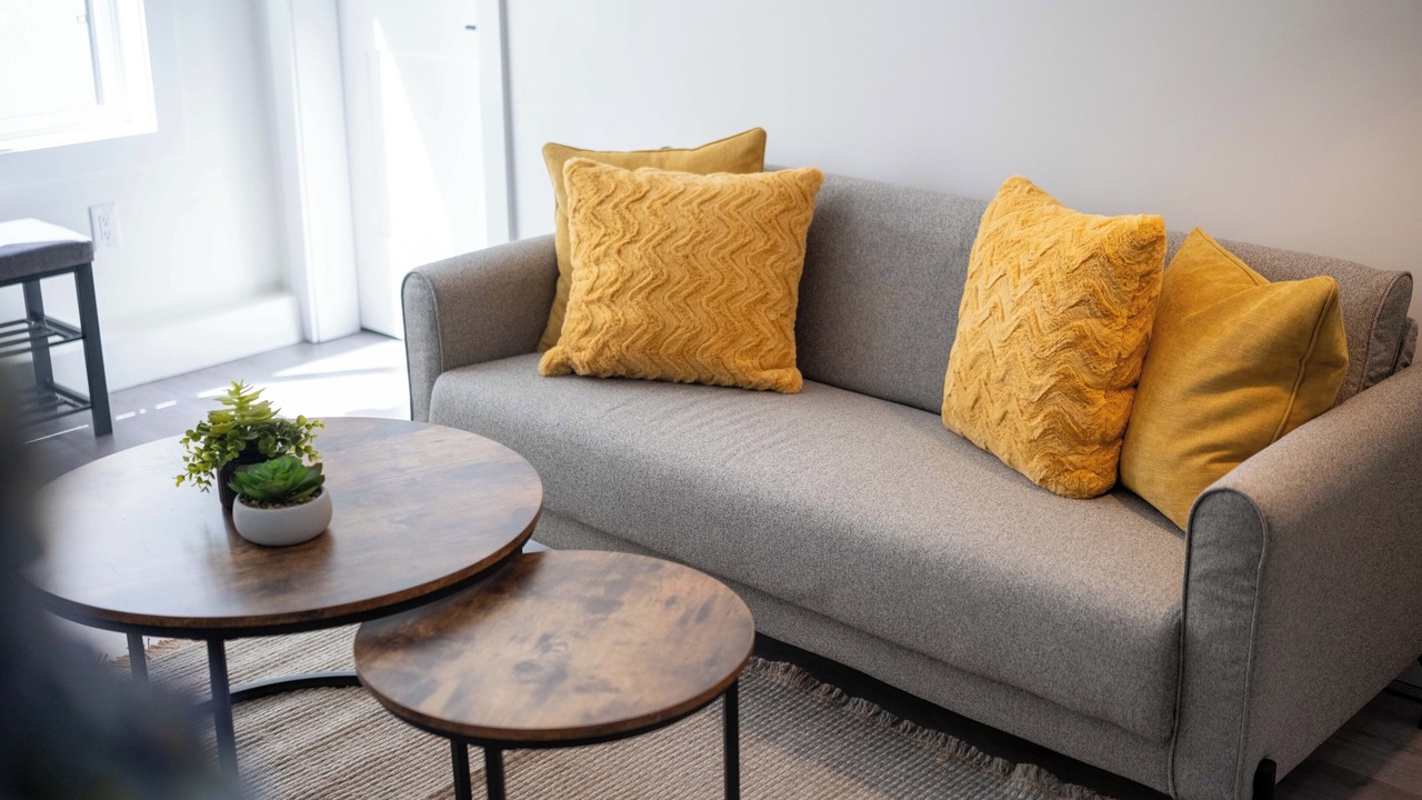 Photo of Livingroom in Guildford