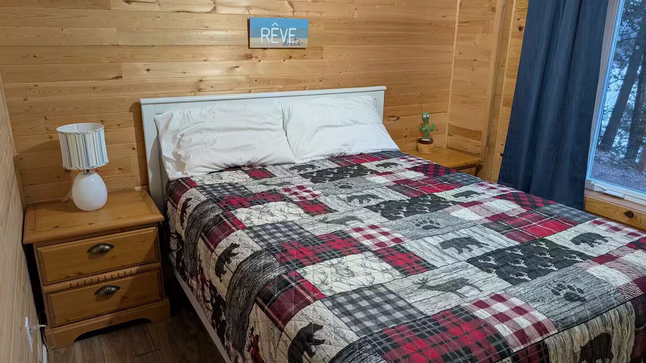 Photo of Bedroom in Litchfield