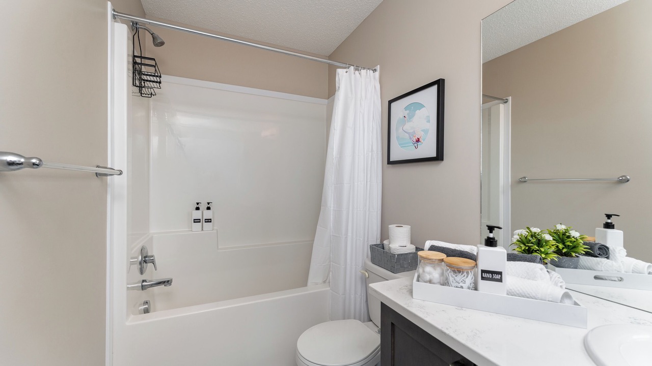 Photo of Bathroom in Leduc
