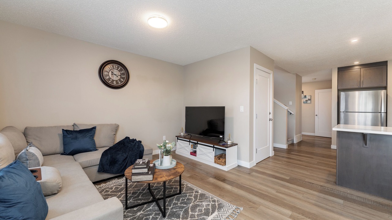 Photo of Livingroom in Leduc