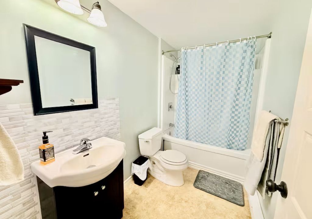 Photo of Bathroom in Dieppe