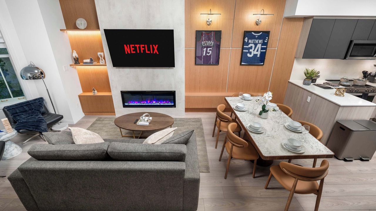 Photo of Livingroom in Toronto Entertainment District