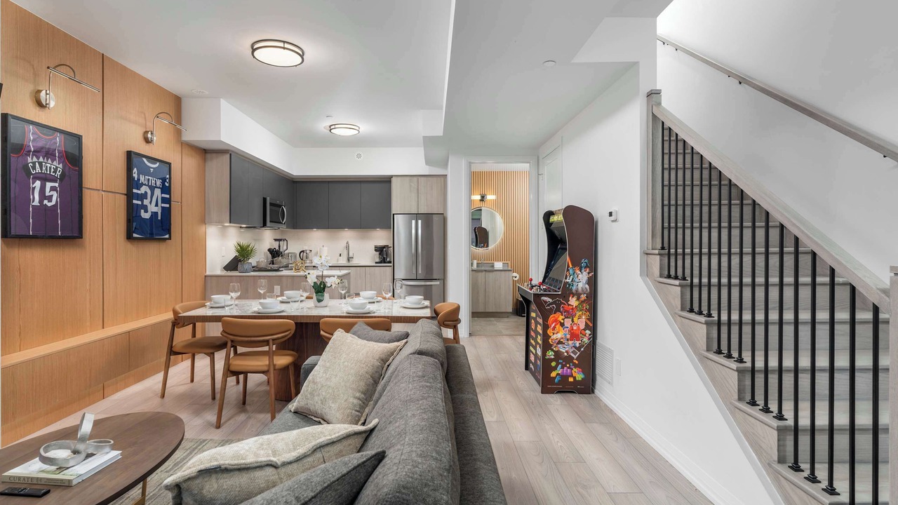 Photo of Livingroom in Toronto Entertainment District