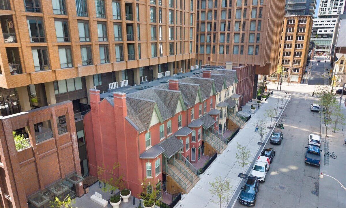 Photo of Others in Toronto Entertainment District