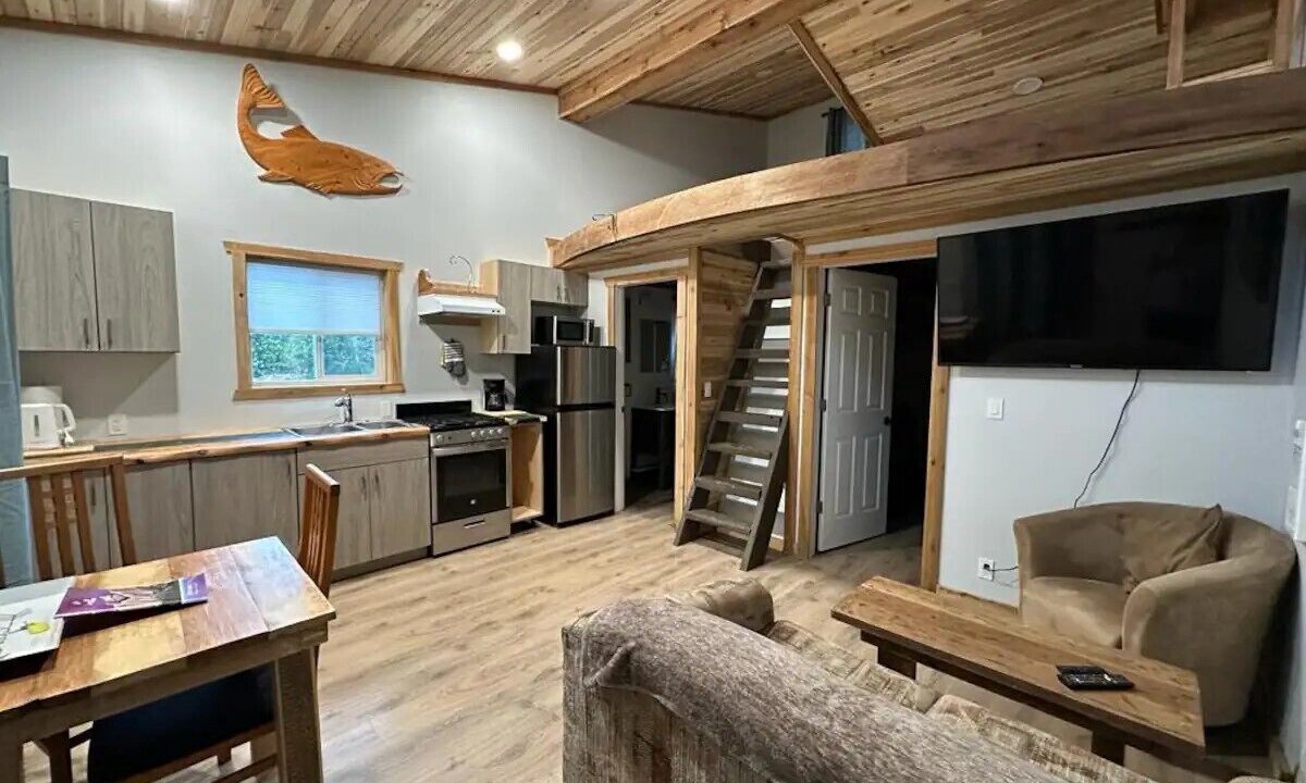 Photo of Livingroom in Regional District of Kitimat-Stikine