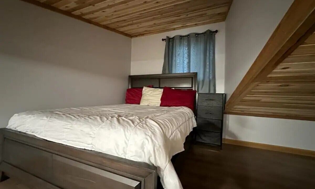 Photo of Bedroom in Regional District of Kitimat-Stikine