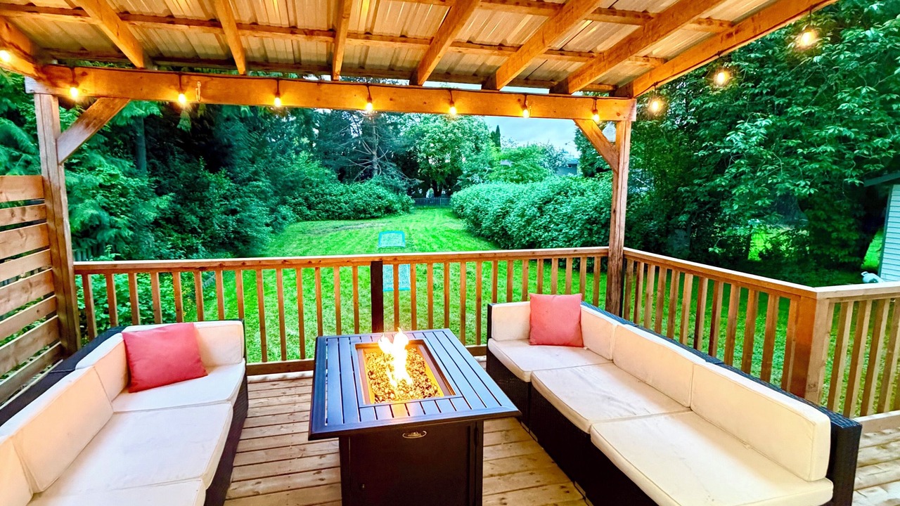 Photo of Patio Balcony in Aldergrove