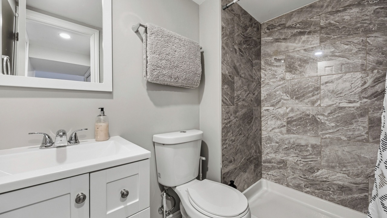 Photo of Bathroom in Sarnia