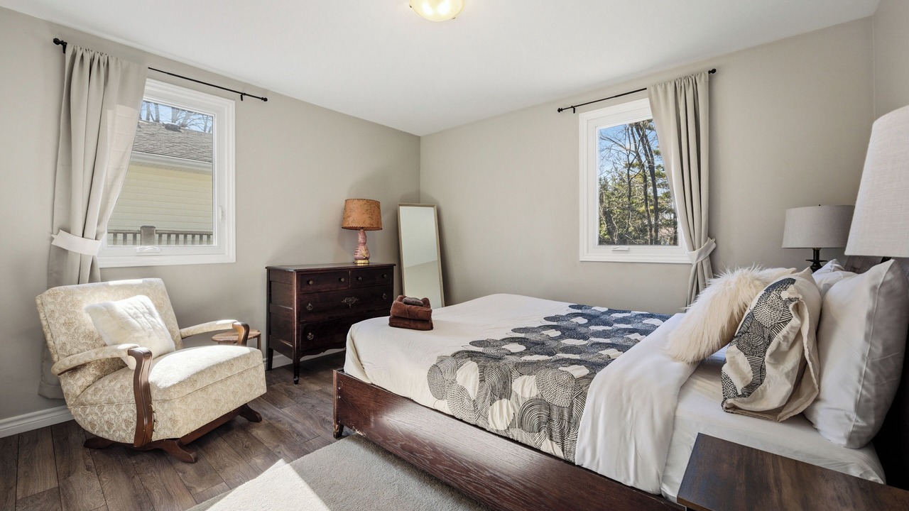Photo of Bedroom in Sarnia