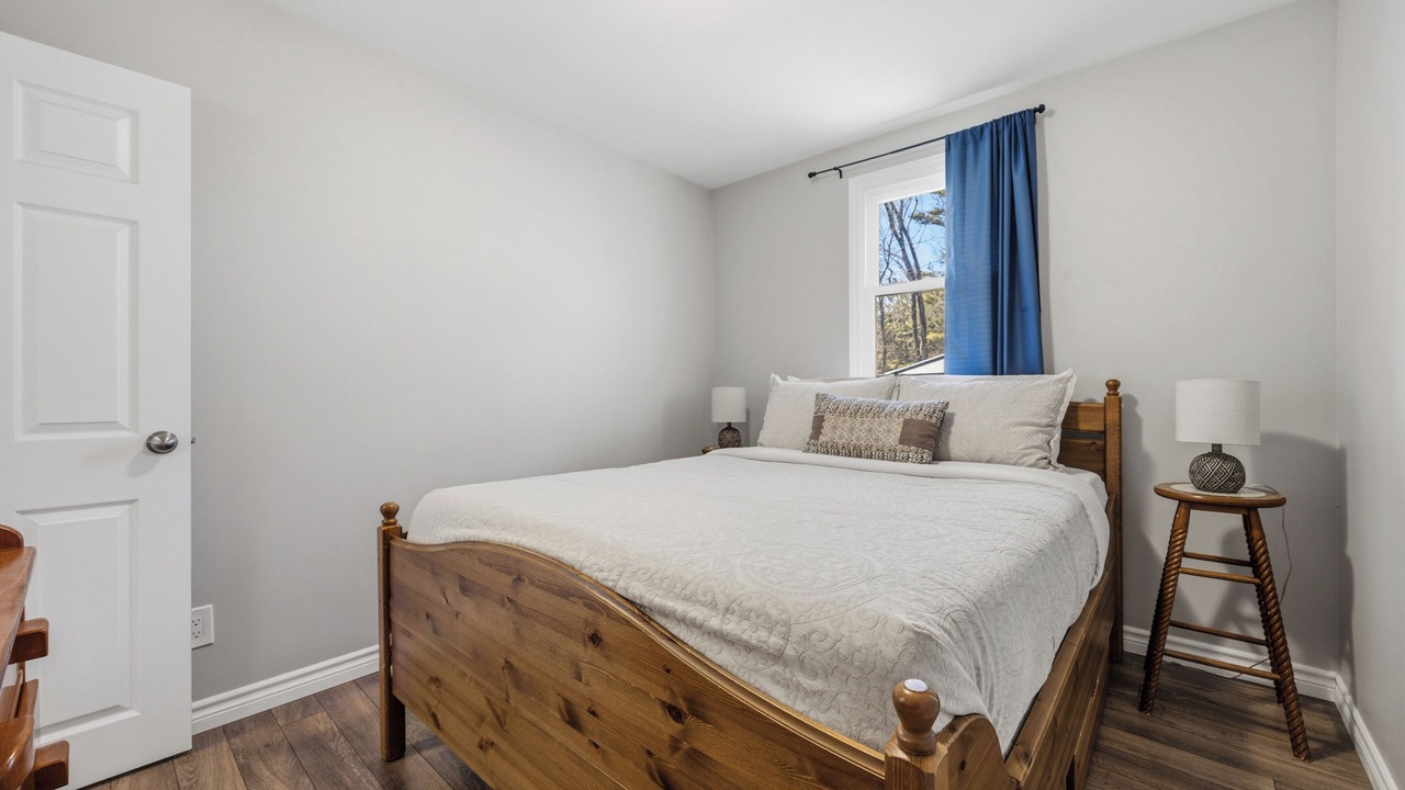 Photo of Bedroom in Sarnia
