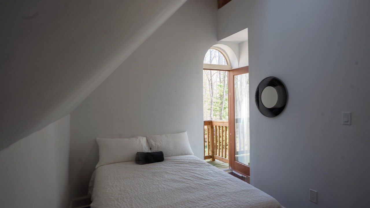 Photo of Bedroom in Georgian Bluffs