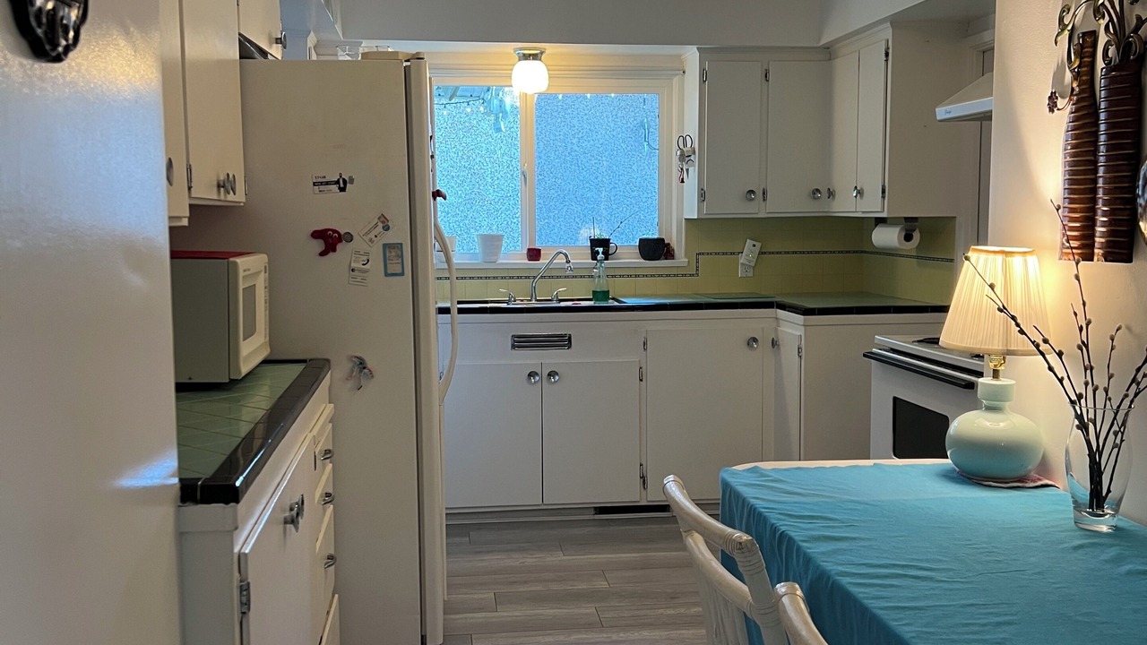 Photo of Kitchen in Surrey