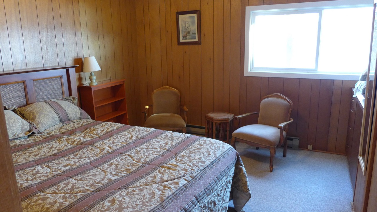 Photo of Bedroom in Shawnigan Lake