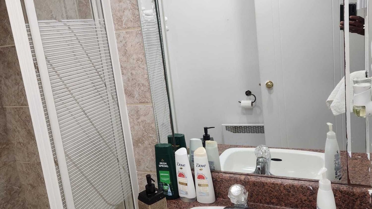 Photo of Bathroom in L'Ile-Perrot