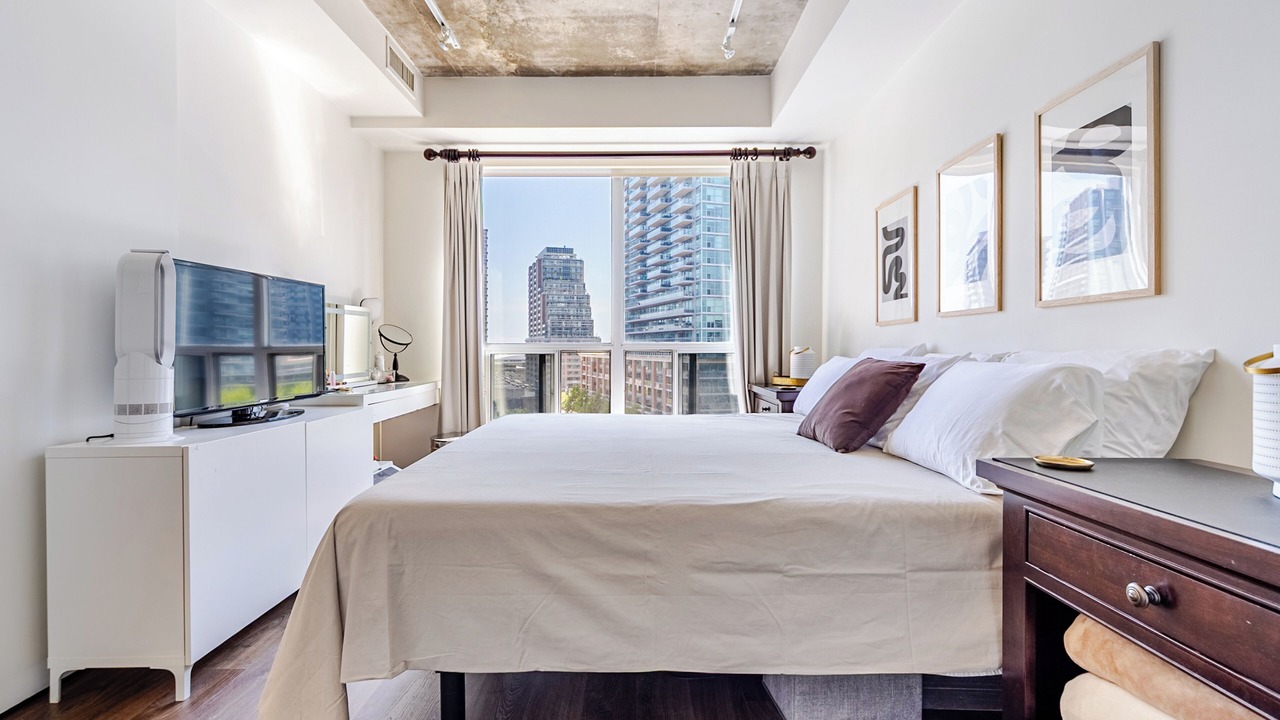 Photo of Bedroom in King West Village