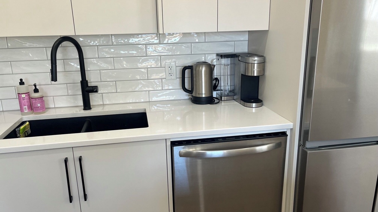 Photo of Kitchen in Okanagan-Similkameen