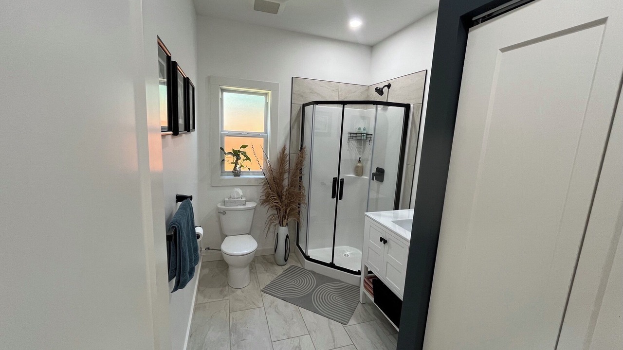 Photo of Bathroom in Okanagan-Similkameen