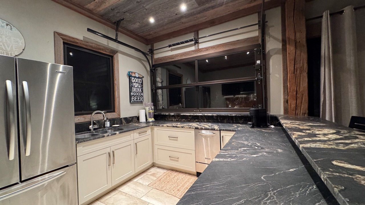 Photo of Kitchen in Centre Wellington