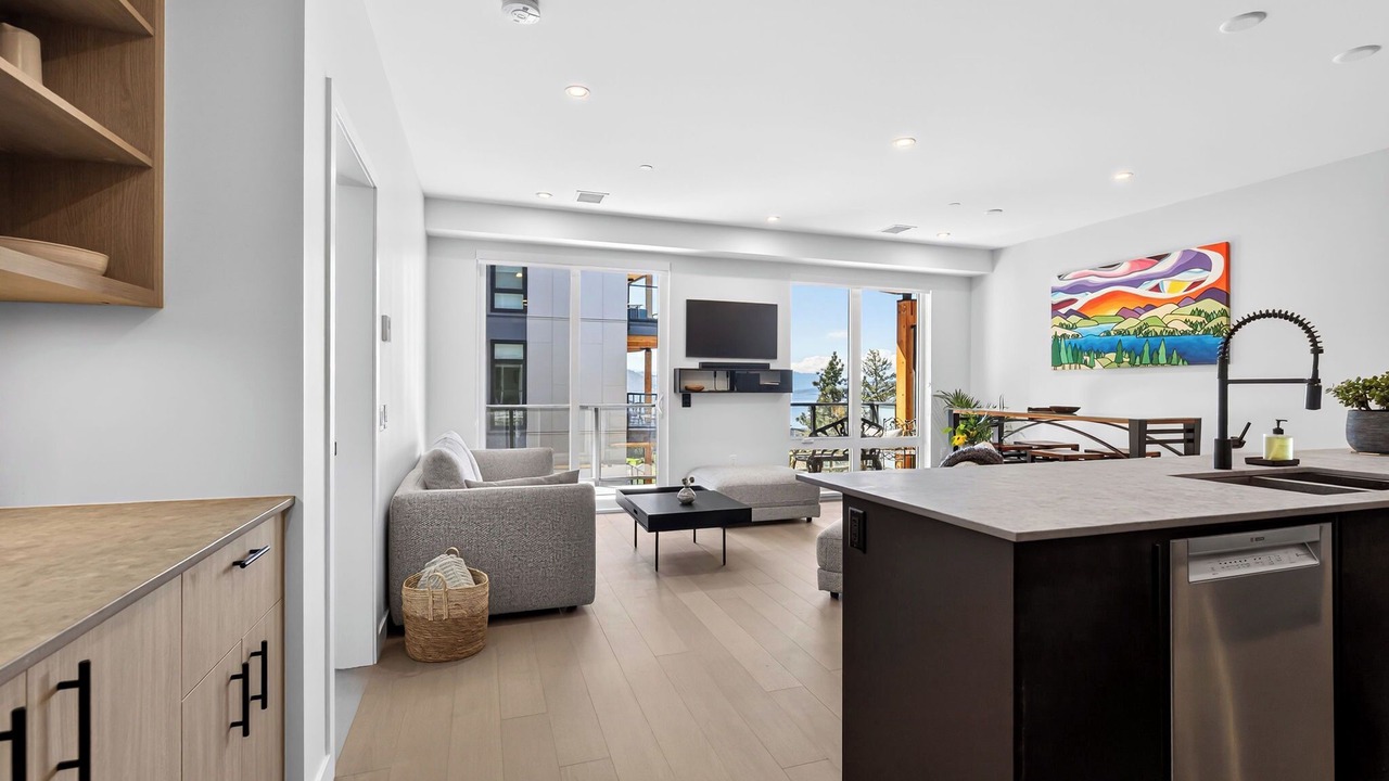 Photo of Livingroom in Central Okanagan