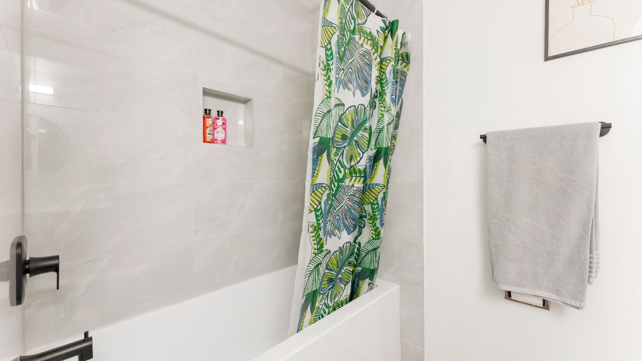 Photo of Bathroom in Crescent Heights