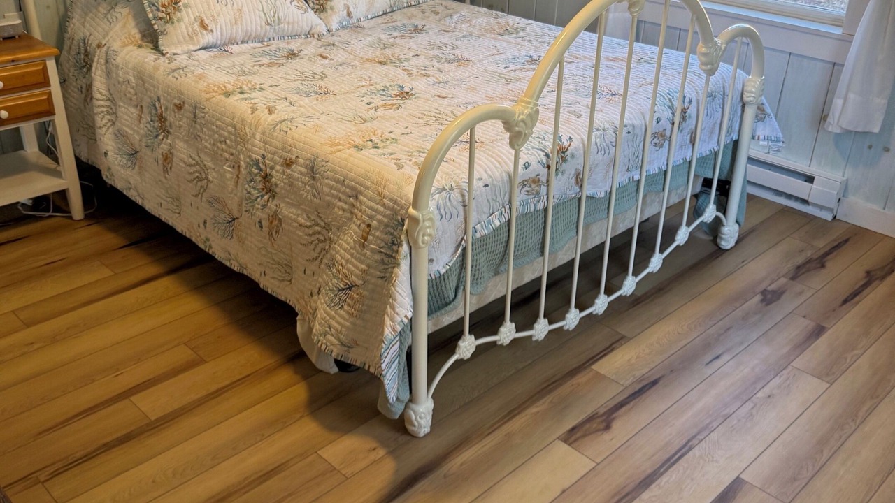 Photo of Bedroom in Tenants Harbor