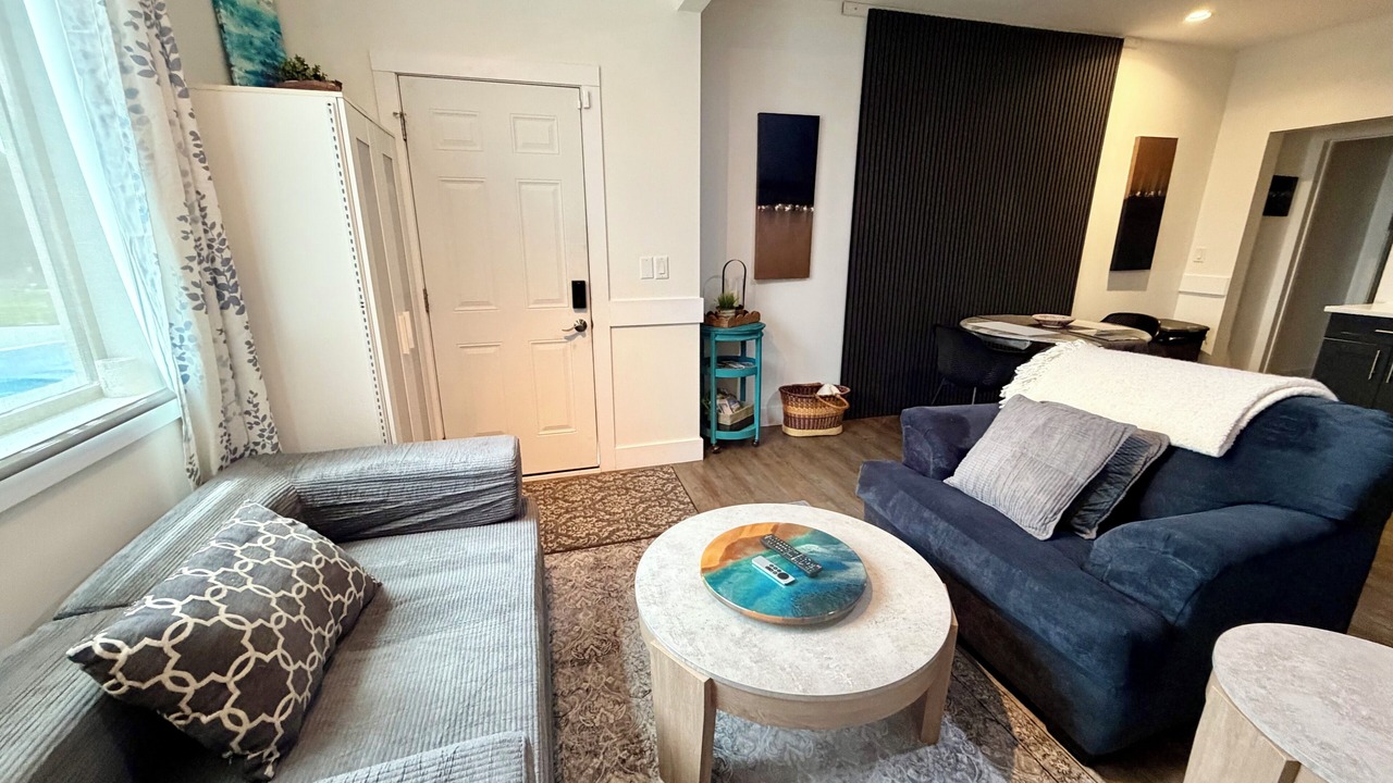 Photo of Livingroom in Foothills