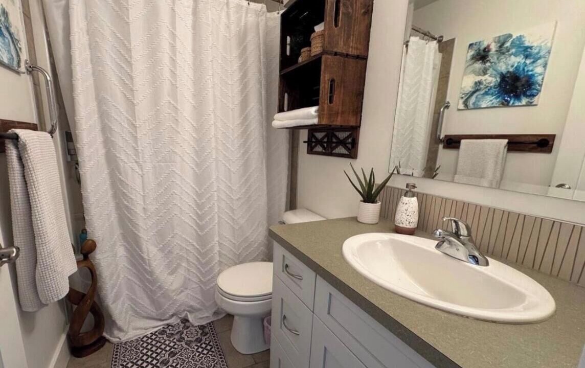 Photo of Bathroom in Foothills