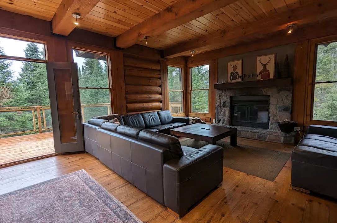 Photo of Livingroom in Lac Superieur Village