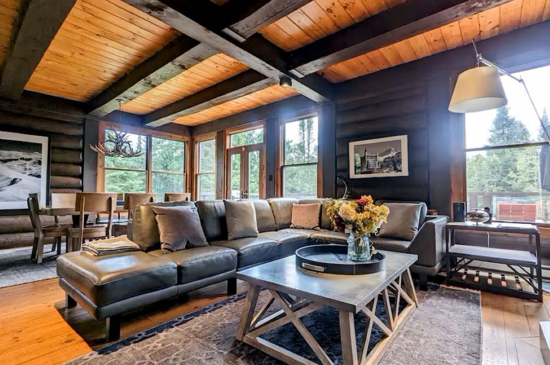 Photo of Livingroom in Lac Superieur Village