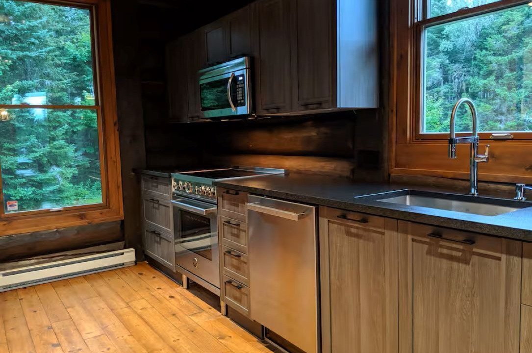 Photo of Kitchen in Lac Superieur Village