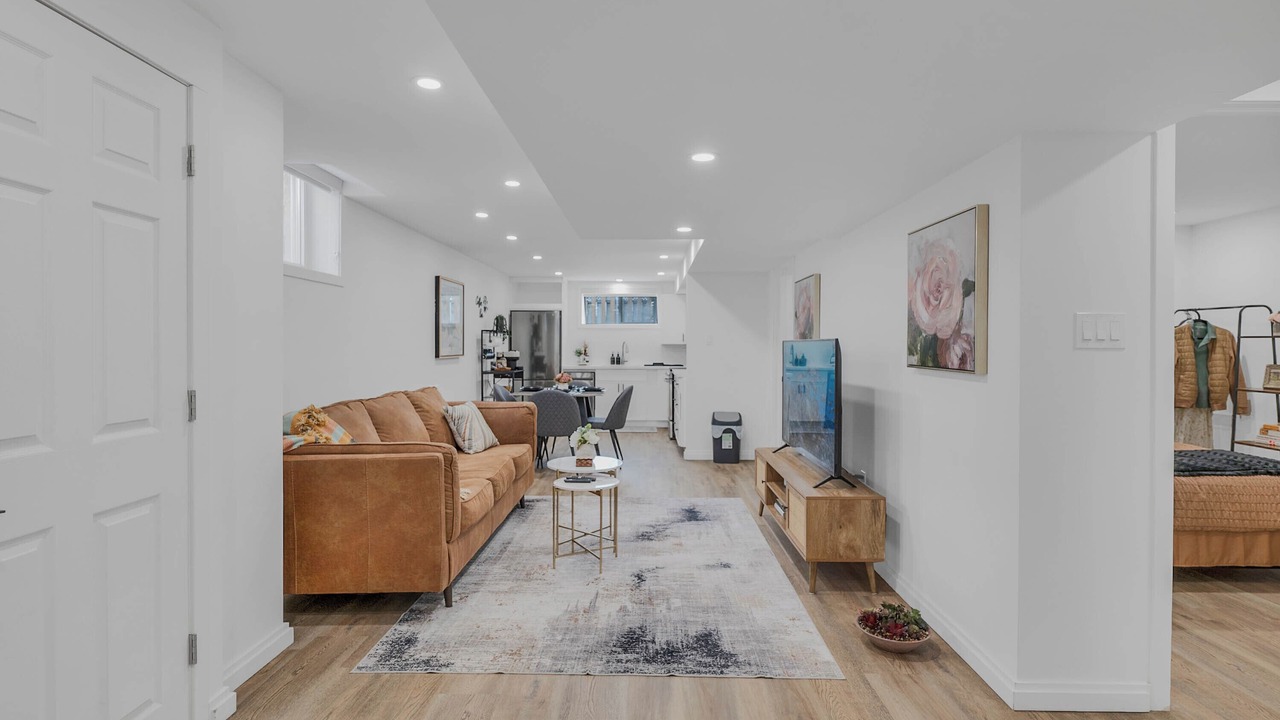 Photo of Livingroom in Richmond Hill