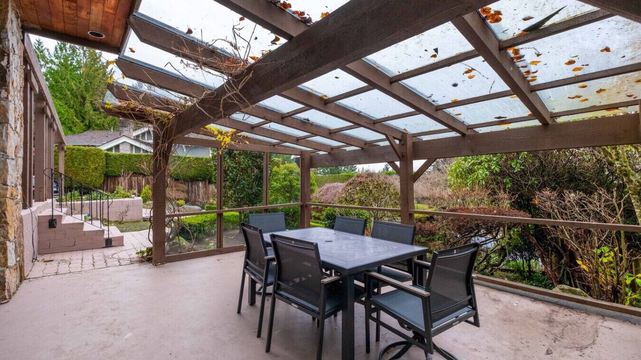 Photo of Outdoor in Caulfeild