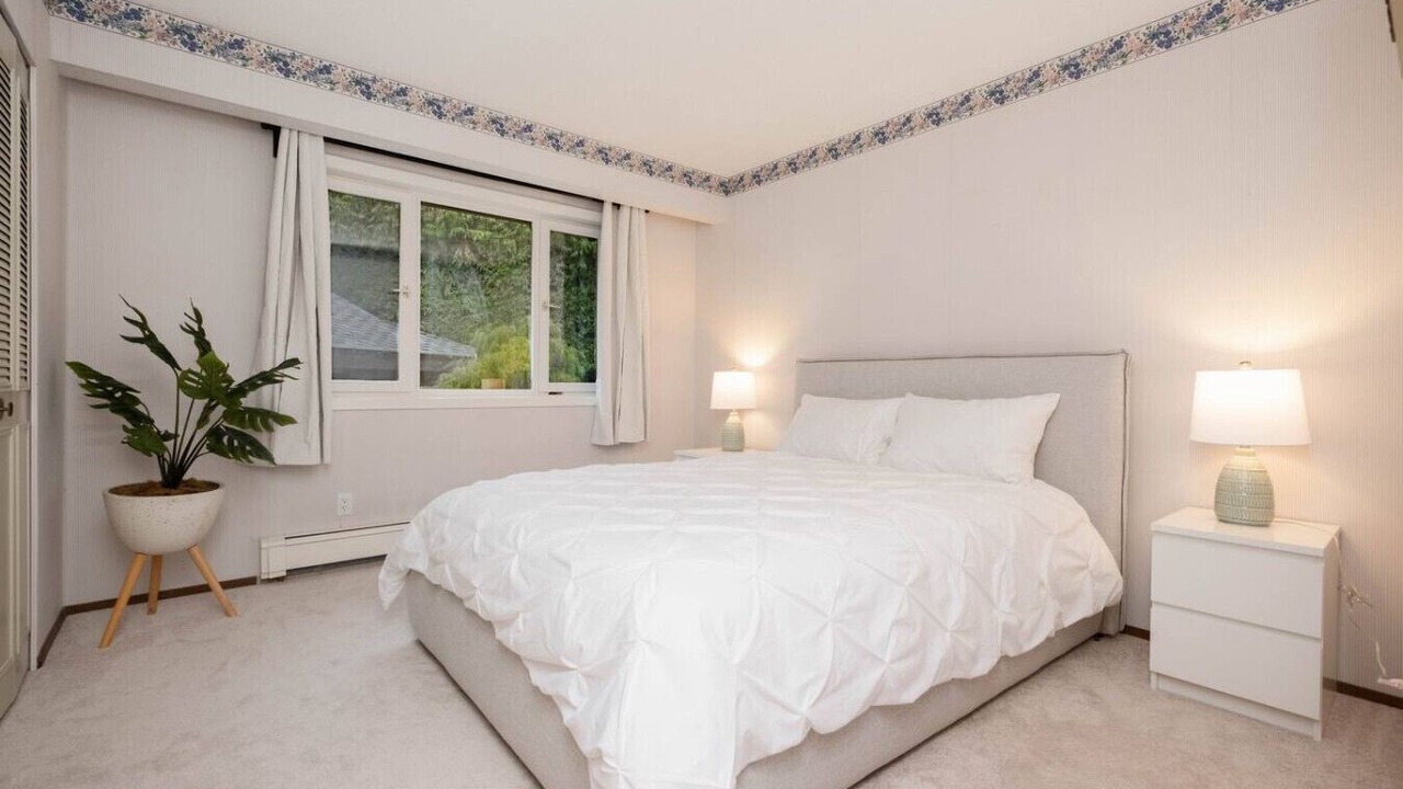 Photo of Bedroom in Caulfeild