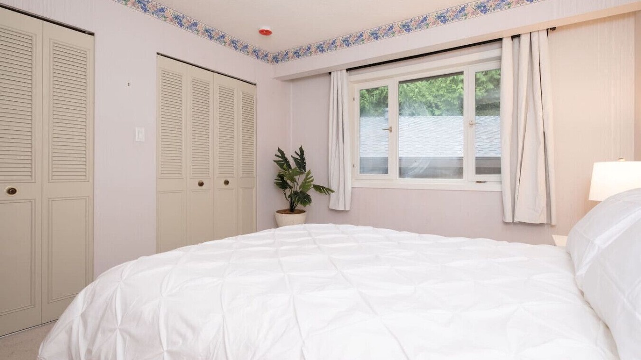 Photo of Bedroom in Caulfeild