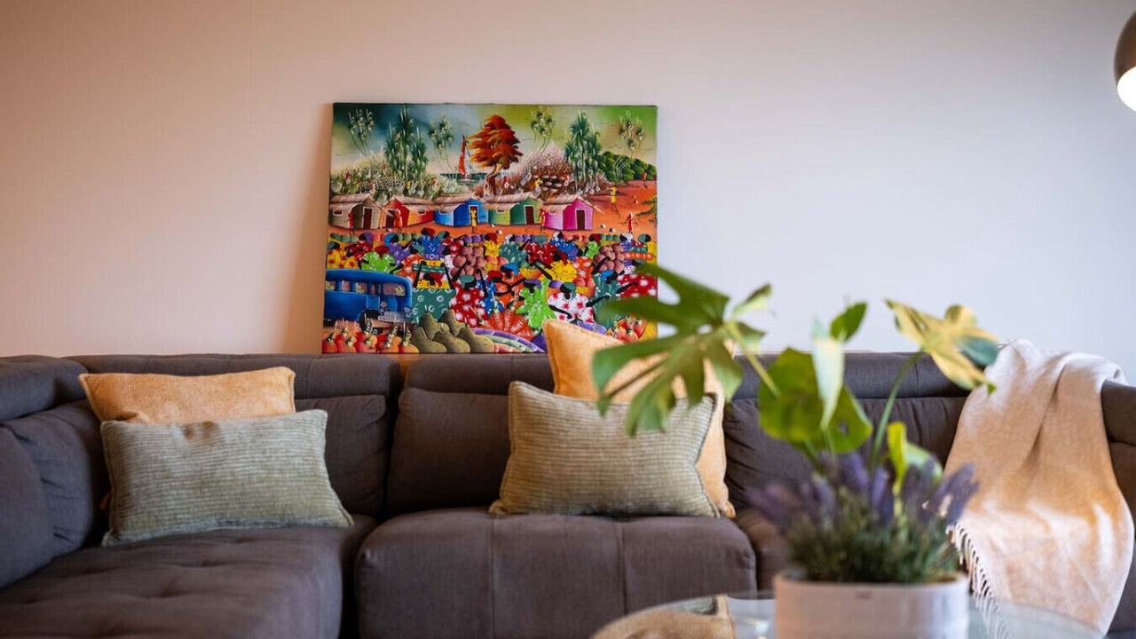 Photo of Livingroom in Caulfeild