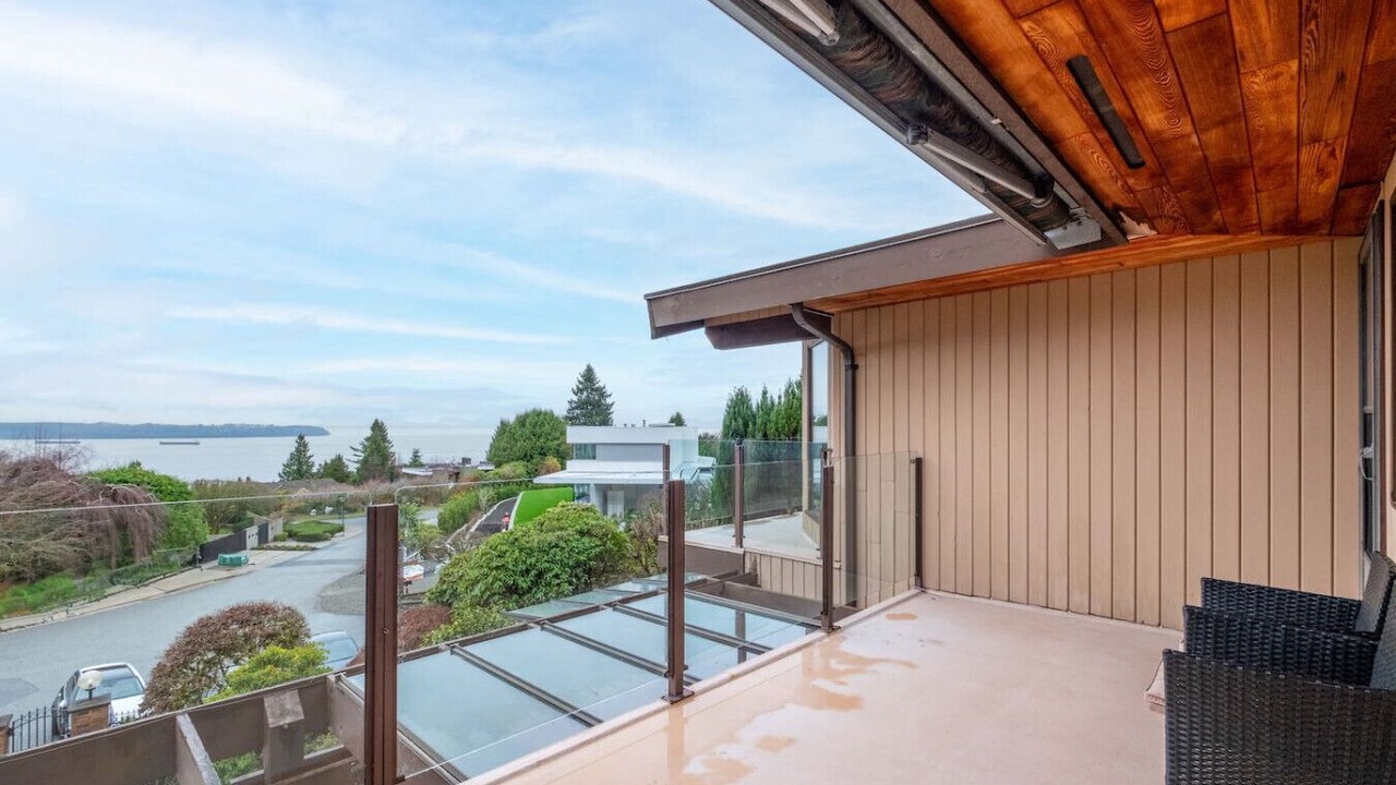Photo of Patio Balcony in Caulfeild