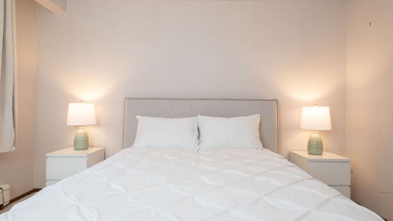 Photo of Bedroom in Caulfeild