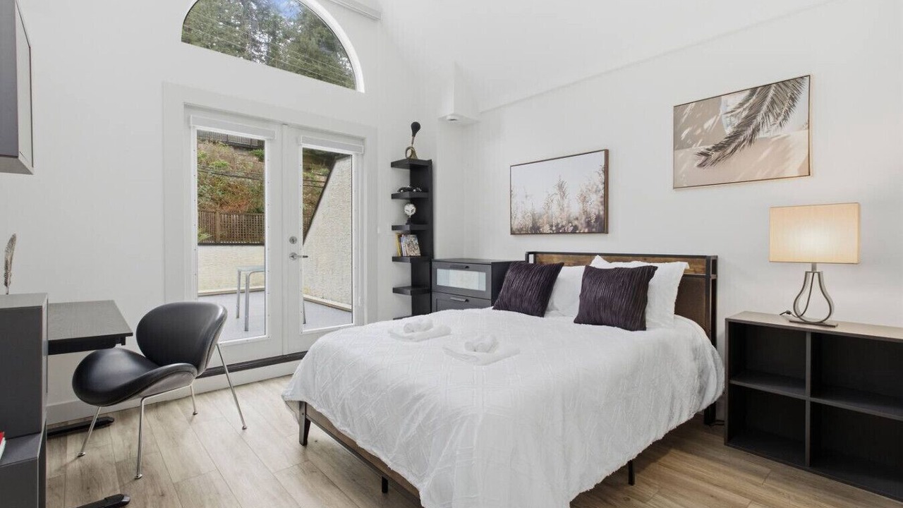 Photo of Bedroom in Horseshoe Bay