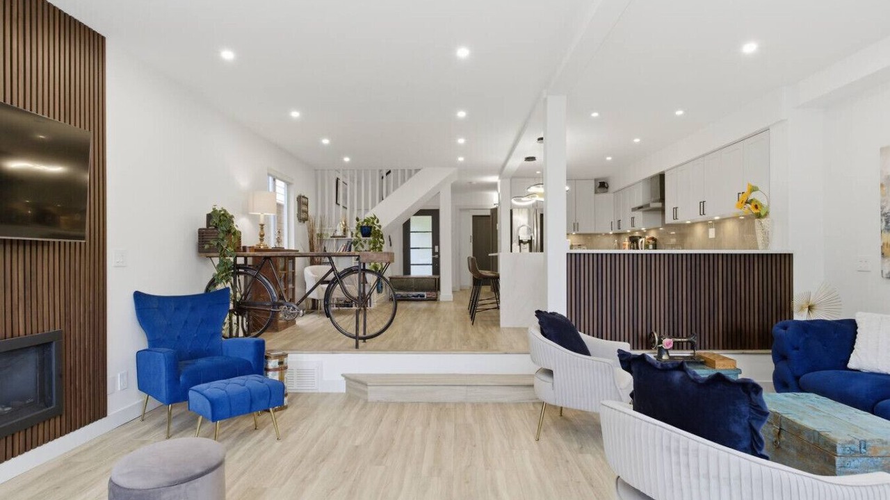 Photo of Livingroom in Horseshoe Bay