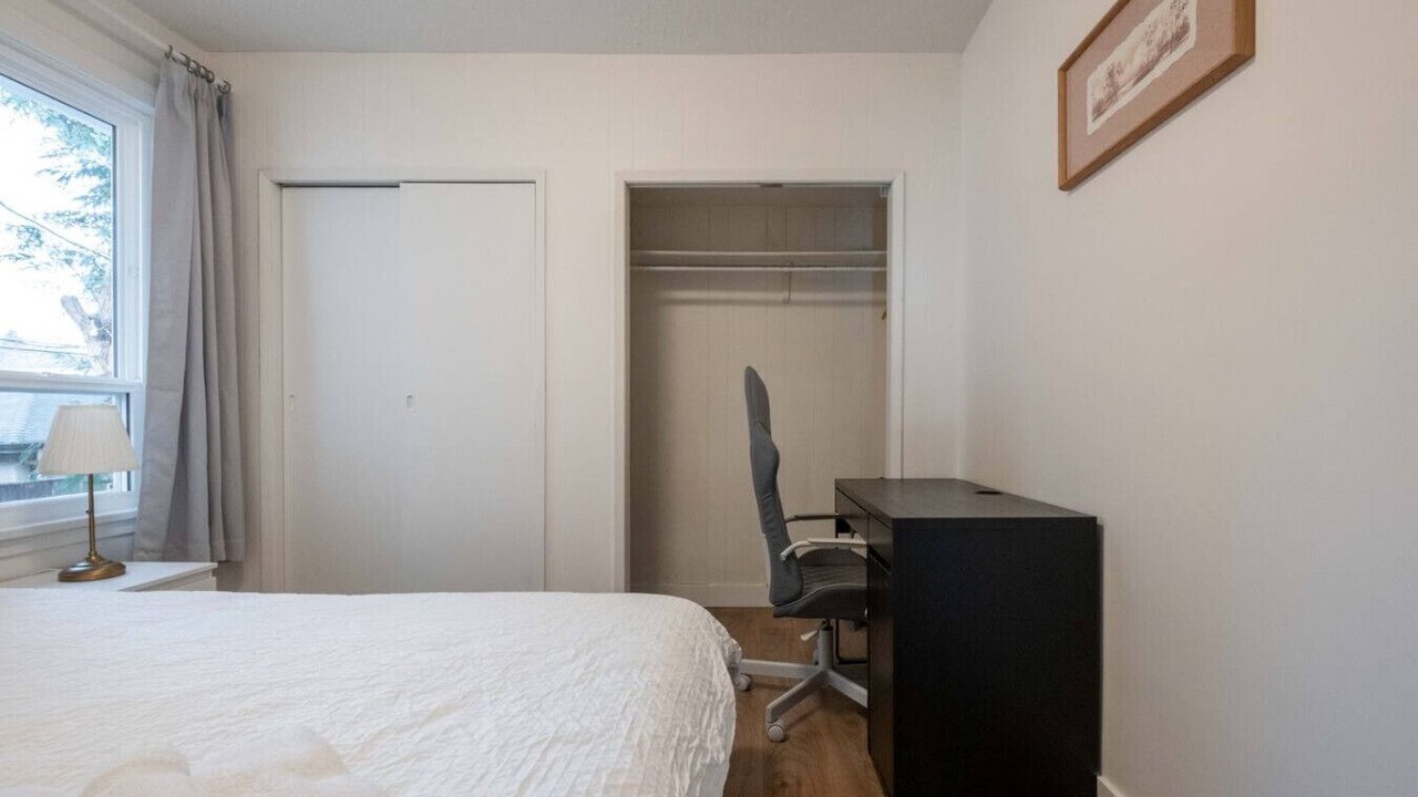 Photo of Bedroom in Dunbar