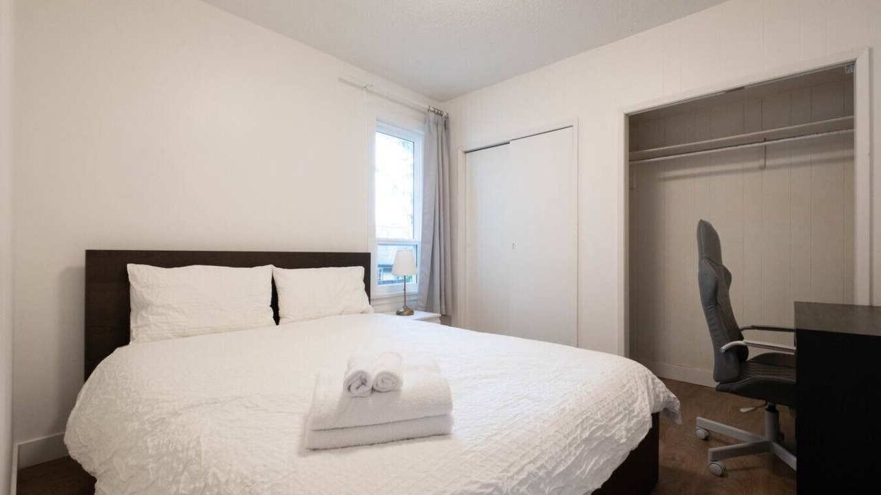 Photo of Bedroom in Dunbar