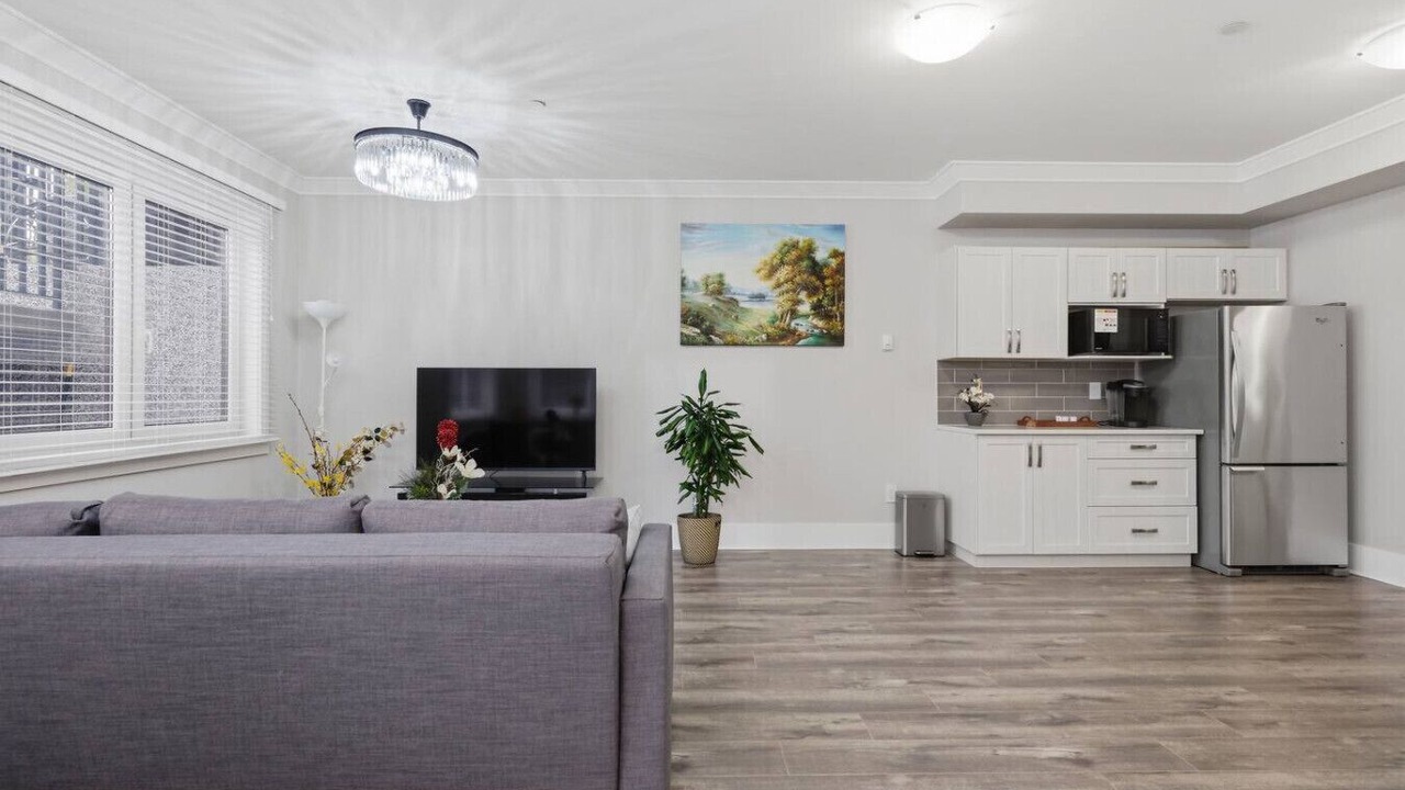 Photo of Livingroom in White Rock