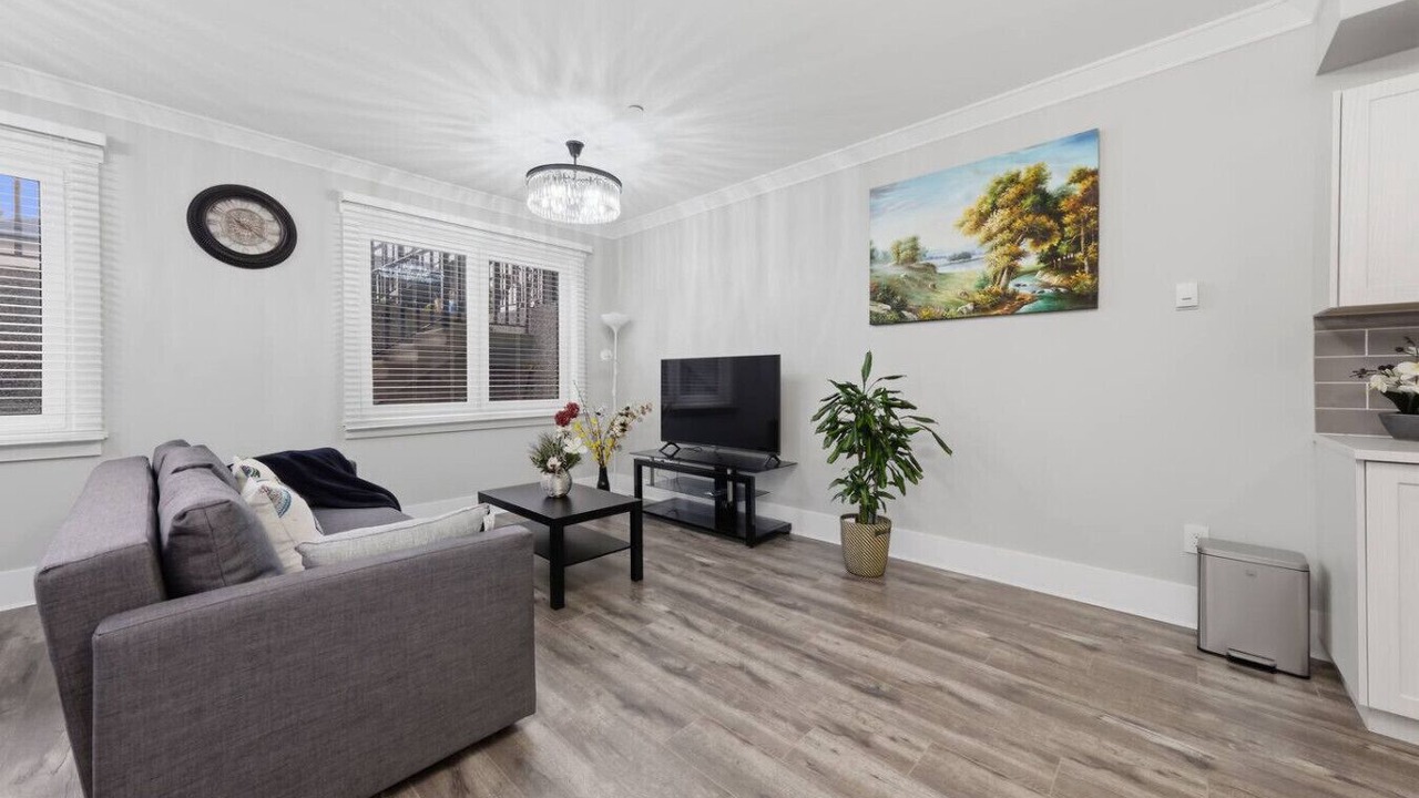 Photo of Livingroom in White Rock