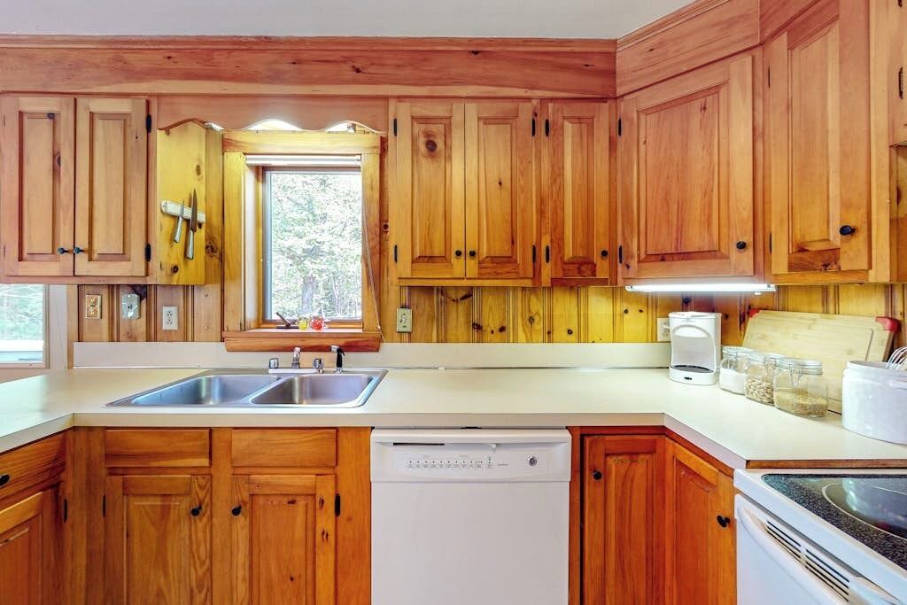 Photo of Kitchen in New Harbor