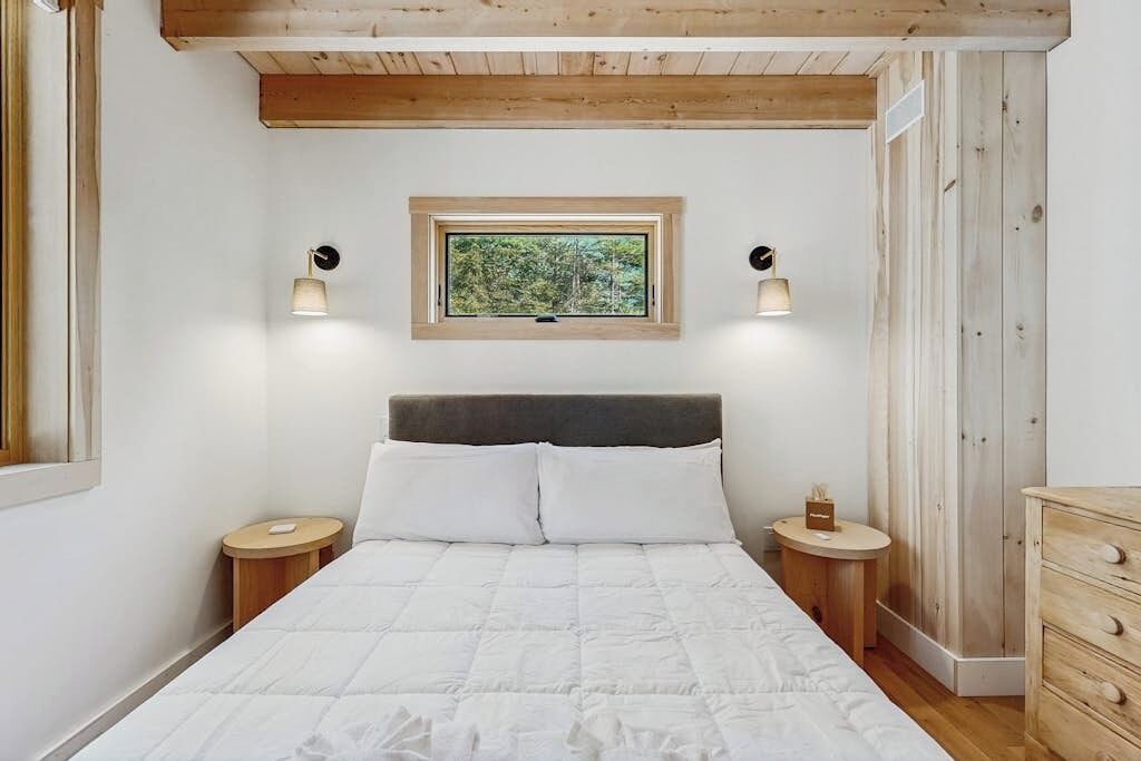 Photo of Bedroom in East Boothbay