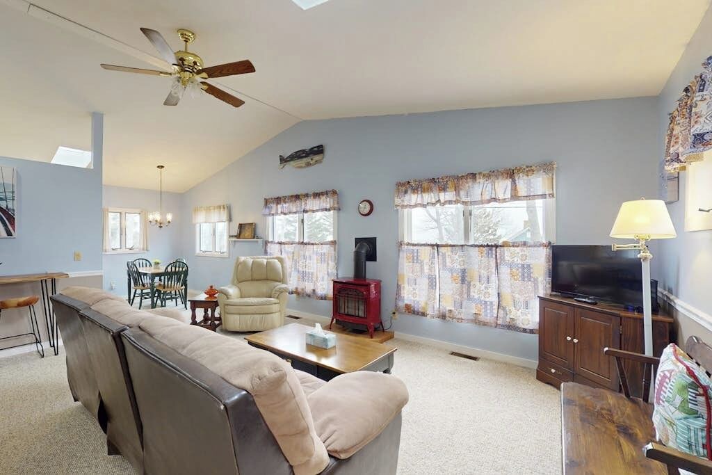 Photo of Livingroom in Chamberlain