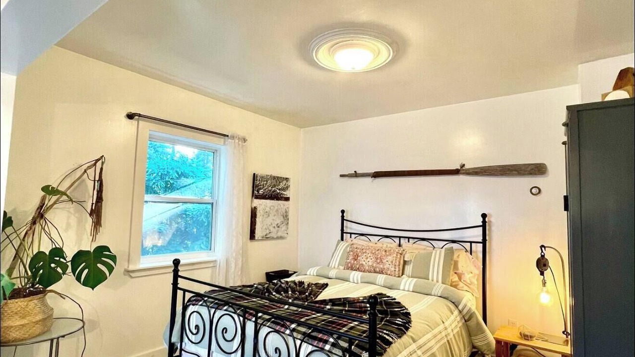 Photo of Bedroom in Halifax County