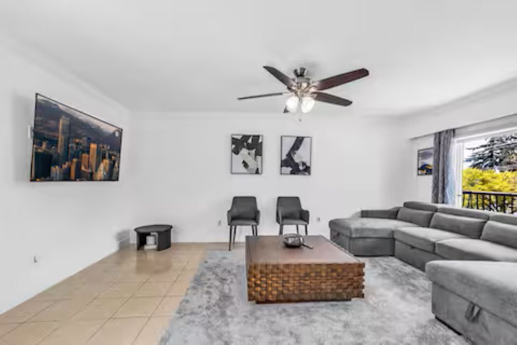 Photo of Livingroom in Delta