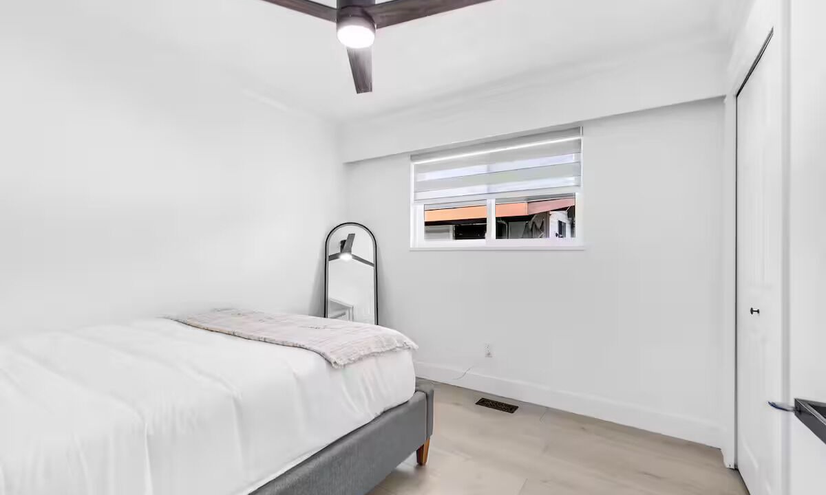 Photo of Bedroom in Delta